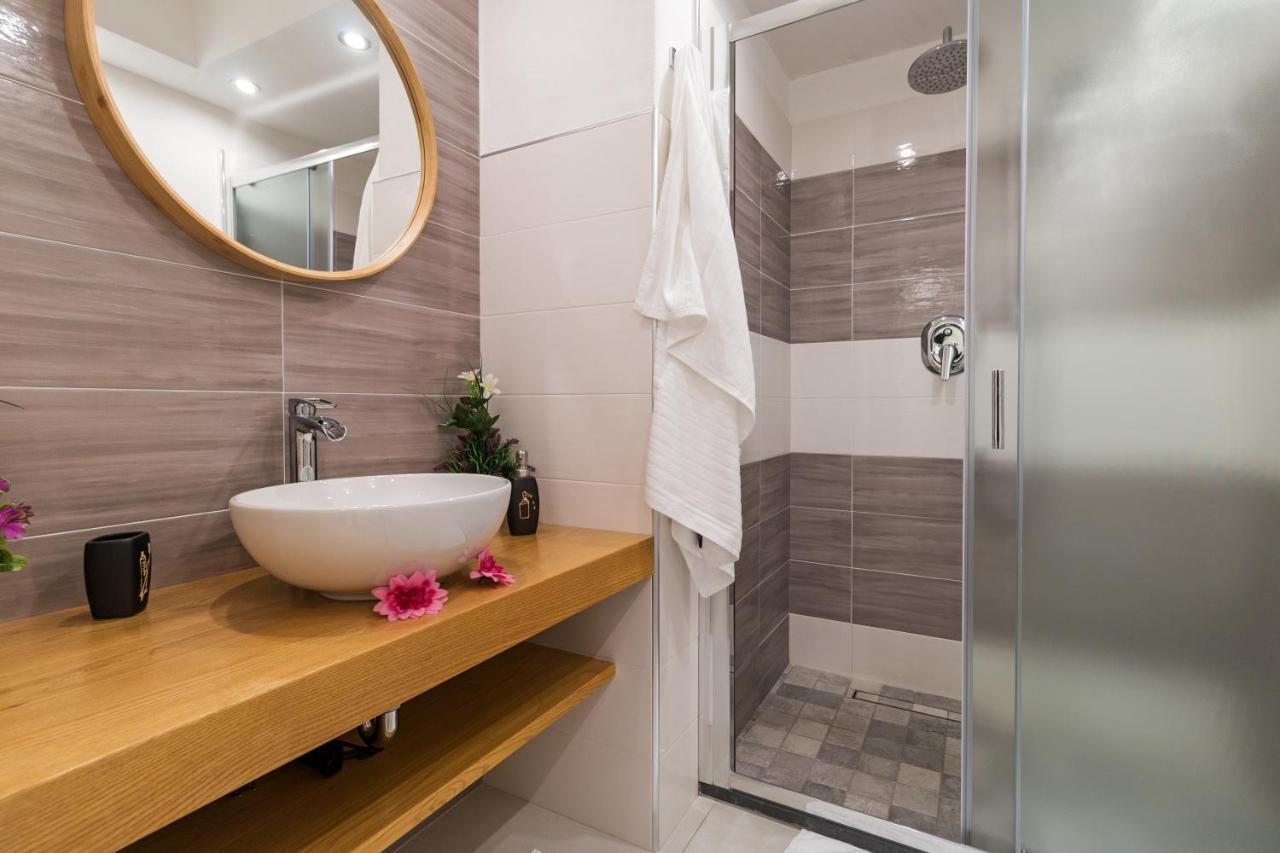 Purple Flower Suite Apartment Cala Gonone Exterior foto